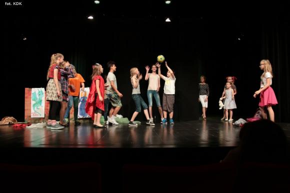 Ostatni dzień przeglądu teatralnego w domu kultury