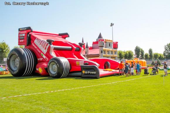Cezar-Foto: Rodzinny Zawrót Głowy na Dzień Dziecka w Kutnie