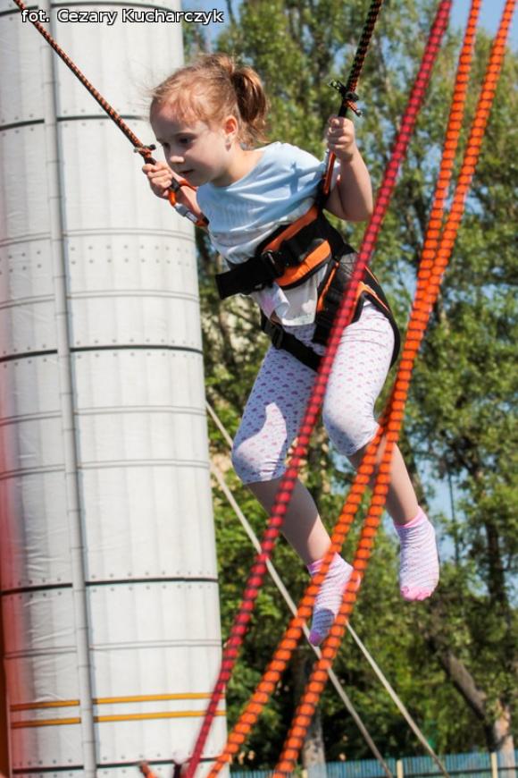 Cezar-Foto: Rodzinny Zawrót Głowy na Dzień Dziecka w Kutnie