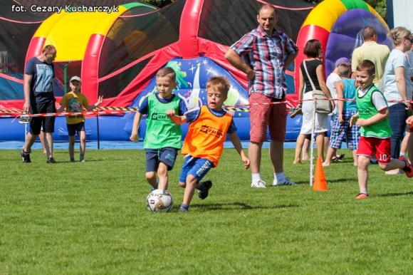 Cezar-Foto: Rodzinny Zawrót Głowy na Dzień Dziecka w Kutnie