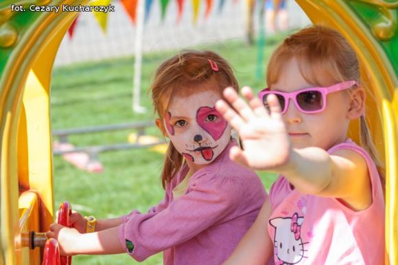 Cezar-Foto: Rodzinny Zawrót Głowy na Dzień Dziecka w Kutnie
