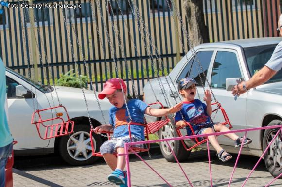 Cezar-Foto: Rodzinny Zawrót Głowy na Dzień Dziecka w Kutnie