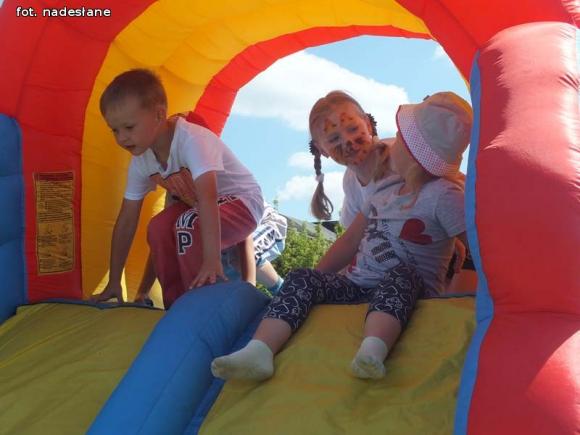 Młody Obywatel na Sportowo w Zespole Szkół nr 4. Gry i Zabawy na Azorach