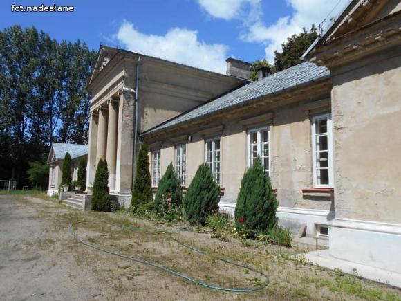 Urocza wycieczka Szlakiem Dworków Regionu Kutnowskiego