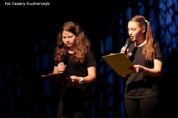 Arystyczny pokaz umiejętności dzieci i młodzieży z sekcji KDK