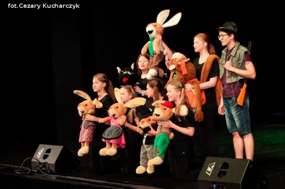 Arystyczny pokaz umiejętności dzieci i młodzieży z sekcji KDK