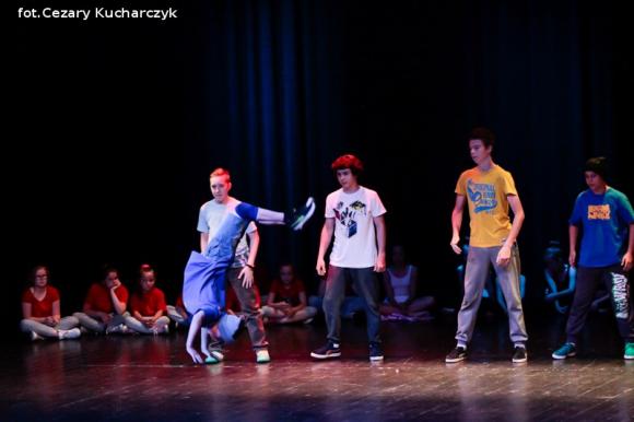 Arystyczny pokaz umiejętności dzieci i młodzieży z sekcji KDK