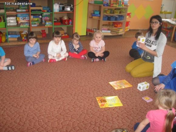 W krainie dźwięków, słów i barw w 