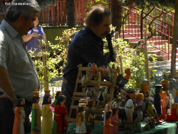 Przedszkolaki spotkały się z rzeźbiarzami