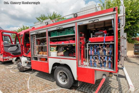 Każdy chciał być kiedyś strażakiem ... Czadowa zabawa w centrum Kutna