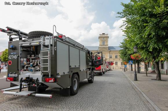 Każdy chciał być kiedyś strażakiem ... Czadowa zabawa w centrum Kutna