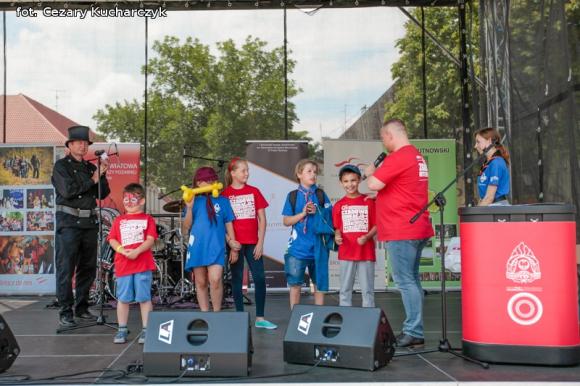 Każdy chciał być kiedyś strażakiem ... Czadowa zabawa w centrum Kutna