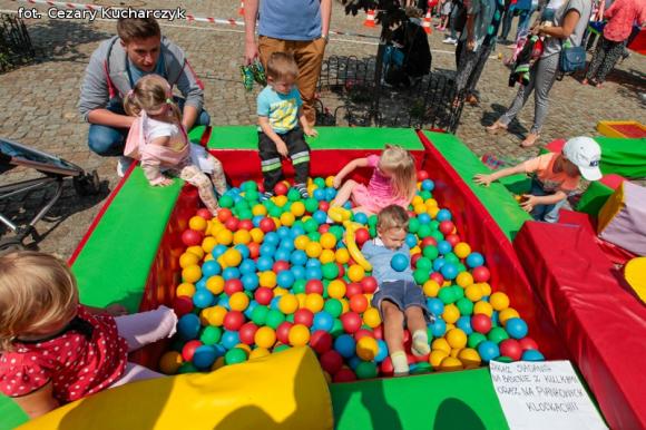 Każdy chciał być kiedyś strażakiem ... Czadowa zabawa w centrum Kutna