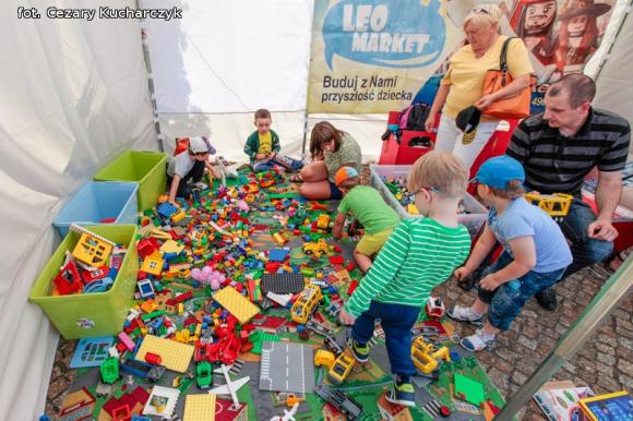 Każdy chciał być kiedyś strażakiem ... Czadowa zabawa w centrum Kutna