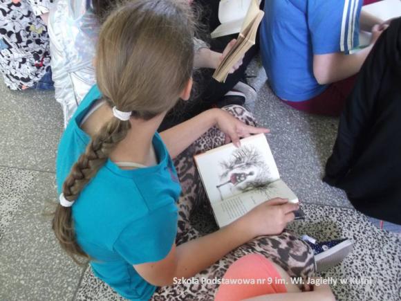 Padł rekord powiatu kutnowskiego w ilości osób czytających jednocześnie - 2004 osoby