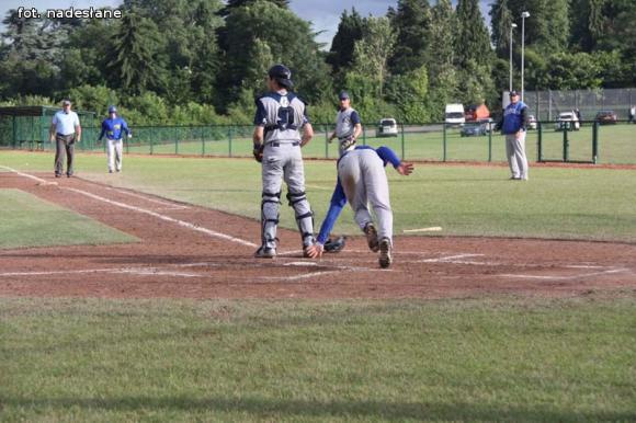 Relacja kutnowskich baseballistów z Londynu. Szczęście sprzyja lepszym