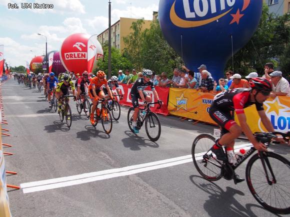  Jasper Hamelink z Holandii zwycięzcą etapu Koluszki Kutno i najlepsi mali kolarze