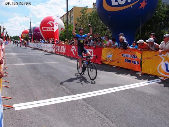  Jasper Hamelink z Holandii zwycięzcą etapu Koluszki Kutno i najlepsi mali kolarze