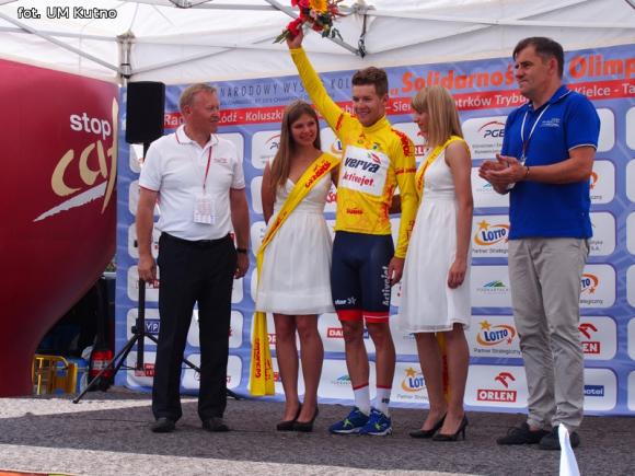  Jasper Hamelink z Holandii zwycięzcą etapu Koluszki Kutno i najlepsi mali kolarze