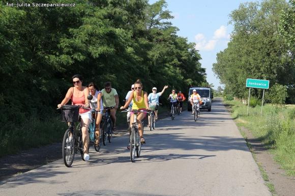 Rajd rowerowy z Krośniewic. Byli bliżej ziemi