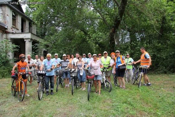 Rajd rowerowy z Krośniewic. Byli bliżej ziemi