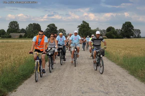 Rajd rowerowy z Krośniewic. Byli bliżej ziemi