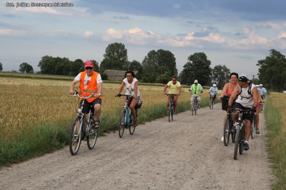 Rajd rowerowy z Krośniewic. Byli bliżej ziemi