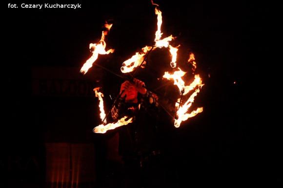 Festiwal Ognia FIREPROOF rozpoczęty