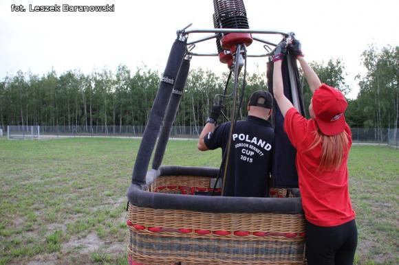 Ekscytująca ekspedycja repliką balonu braci Montgolfier cz.1
