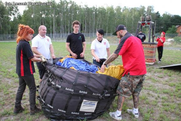 Ekscytująca ekspedycja repliką balonu braci Montgolfier cz.1
