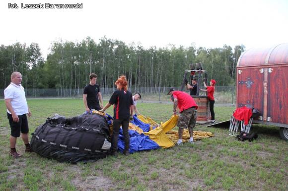 Ekscytująca ekspedycja repliką balonu braci Montgolfier cz.1