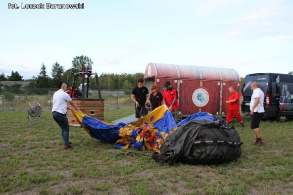Ekscytująca ekspedycja repliką balonu braci Montgolfier cz.1