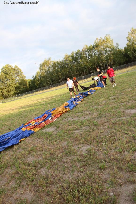Ekscytująca ekspedycja repliką balonu braci Montgolfier cz.1