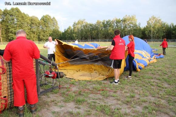 Ekscytująca ekspedycja repliką balonu braci Montgolfier cz.1