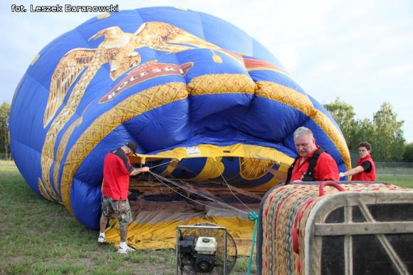 Ekscytująca ekspedycja repliką balonu braci Montgolfier cz.1