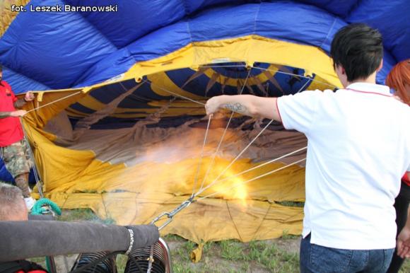 Ekscytująca ekspedycja repliką balonu braci Montgolfier cz.1