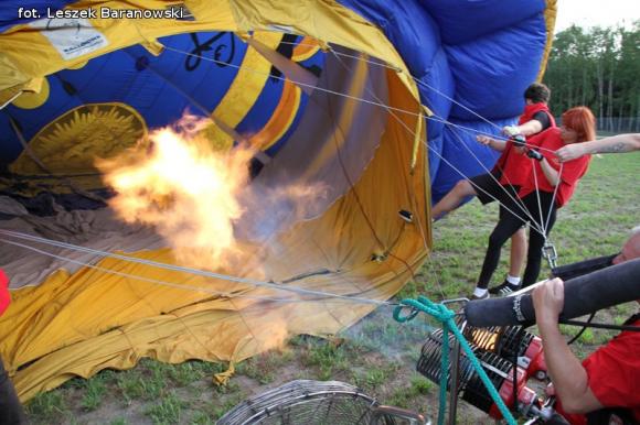 Ekscytująca ekspedycja repliką balonu braci Montgolfier cz.1