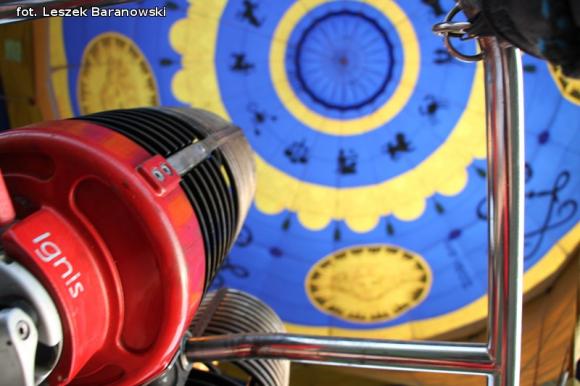 Ekscytująca ekspedycja repliką balonu braci Montgolfier cz.1