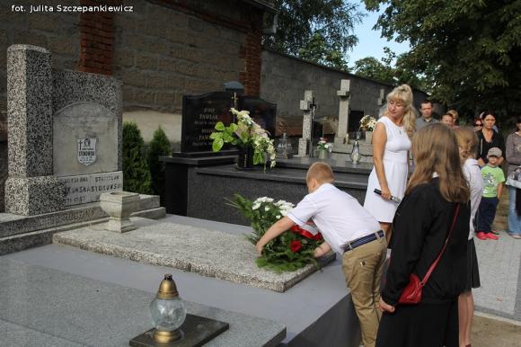 Krośniewice w hołdzie powstańcom warszawskim