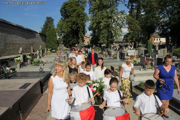 Krośniewice w hołdzie powstańcom warszawskim