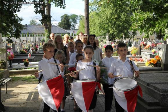 Krośniewice w hołdzie powstańcom warszawskim