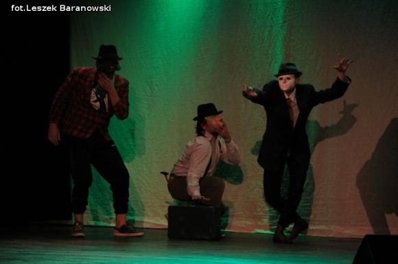 LSA cz.2 Teatr mój widzę ogromny ...