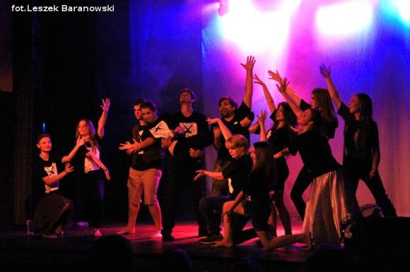 LSA cz.2 Teatr mój widzę ogromny ...