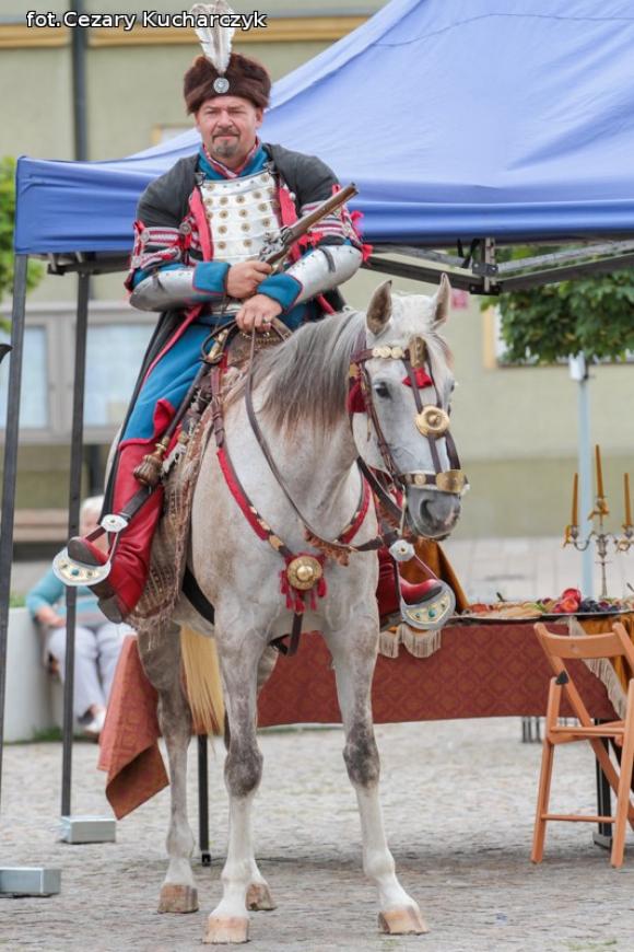 Historia wezwała Króla Sasa... do Kutna
