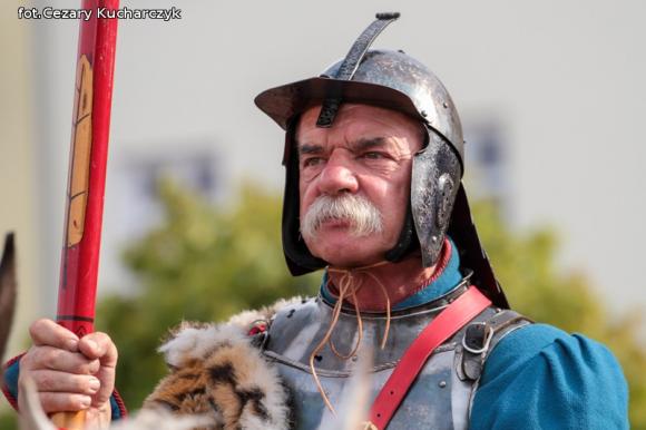 Historia wezwała Króla Sasa... do Kutna