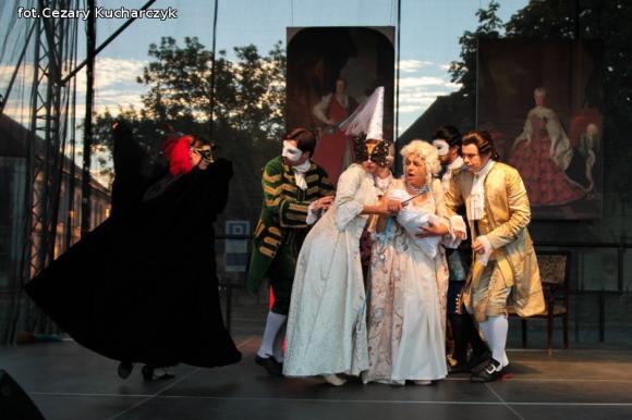 Historia wezwała Króla Sasa... do Kutna