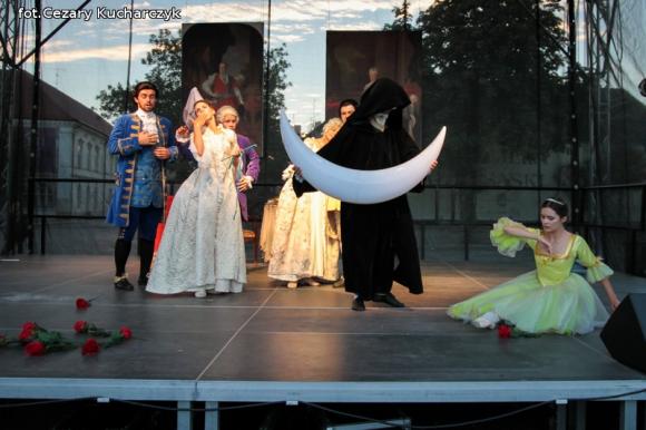 Historia wezwała Króla Sasa... do Kutna