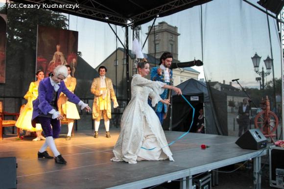 Historia wezwała Króla Sasa... do Kutna