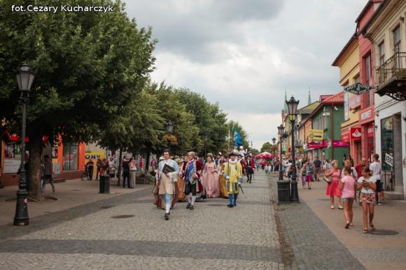 Historia wezwała Króla Sasa... do Kutna