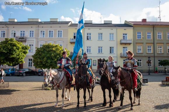 Historia wezwała Króla Sasa... do Kutna